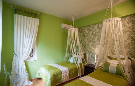  green twin bedroom