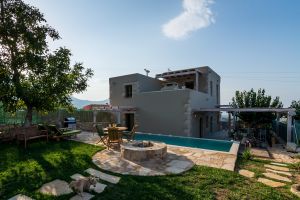 La Villa Leonanto Construite en Pierre, avec Vue sur la Mer & Paysage