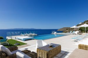 Luxusvilla Chrissi mit Infinity Pool in Chania