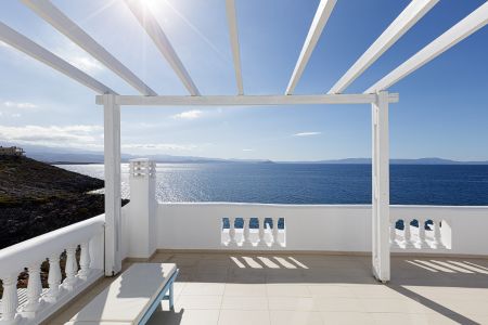  bedroom balcony