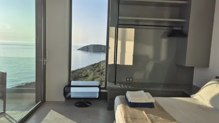  double bed with view