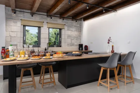  Kitchen