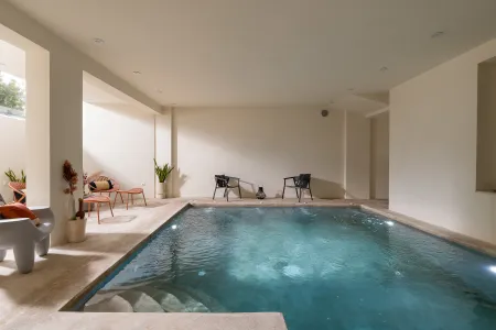  indoor heated pool
