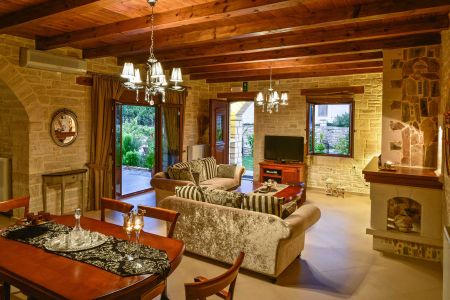  Achlades villa Living room