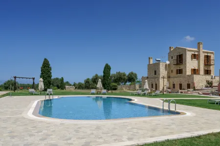  swimming pool 