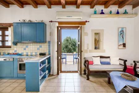  living room and kitchen