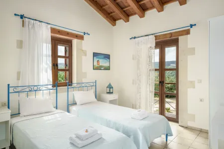  twin bedroom