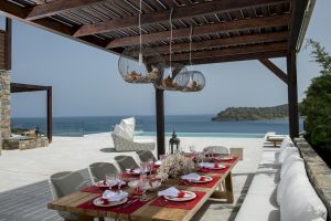 Luxuriöse Design Villa Danae mit eigenem Strand in Elounda