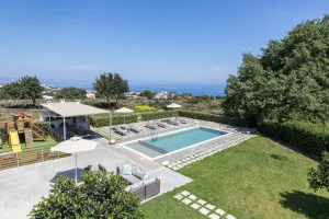 Vues panoramiques à la villa Mia, 2 acres de terrain, à 2 km de Rethymnon