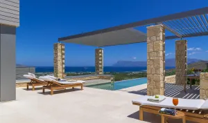 Élégante villa de lune de miel abyssale, terrasse et piscine à débordement, vue sur la mer Égée, à 1 km de la plage