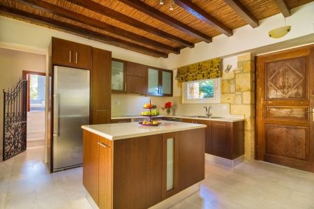  kitchen