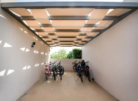  bikes