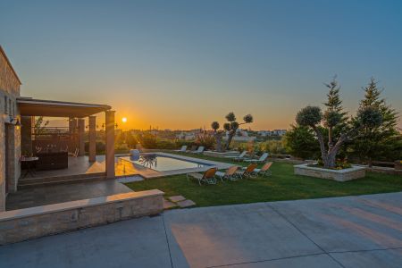  pool view