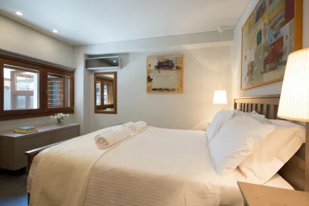  bedroom