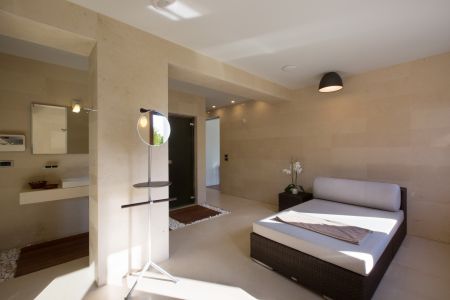  bedroom with ensuite bathroom