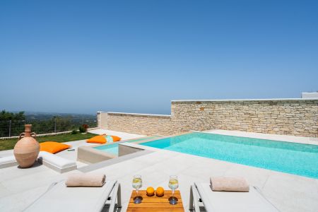  Pool with landscape views