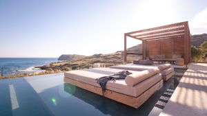 Exklusive Waterfront Villa Nuez zweistöckiges, minimales und luftiges Ambiente, Promi-Flitterwochen, in Ostkreta