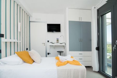  Double bedroom