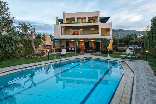  villa exterior