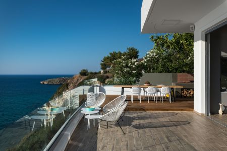  outdoor dining area