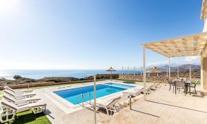 All family Vacation Villa, Private Pool, Unique Landscape, Dramatic Views of South Crete in Villa Thea 