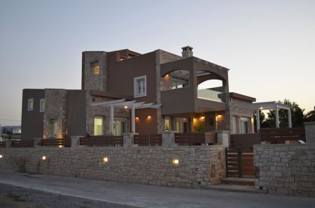  villa at night