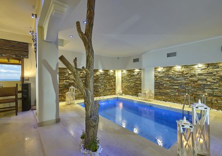  indoor pool
