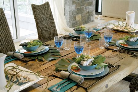  dining table