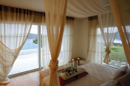  bedroom window