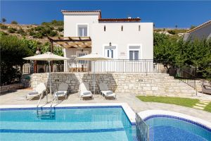 Eros Villa für echte griechische Gastfreundschaft, an einem privilegierten Ort mit bester Aussicht und Privatsphäre, in der Nähe von Rethymno