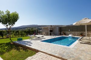 Outdoor Paradise Nefeli Villa mit atemberaubender Aussicht und vielen Pluspunkten in der Nähe der wichtigsten Standorte