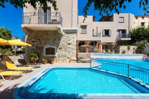 Villa Bright n 'Glossy Heliconia dans un complexe avec piscine partagée, deux niveaux avec terrasse, à 5 min. à la plage