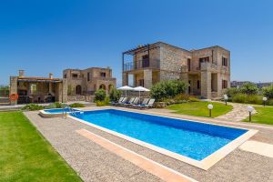 Beachfront villa Emerald in Chania