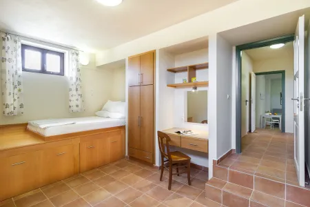 single bedroom
