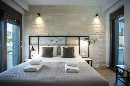  Bed