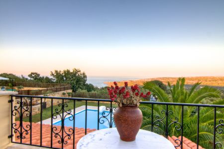  bedroom balcony