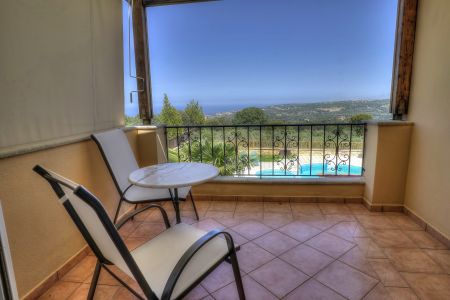  bedroom balcony