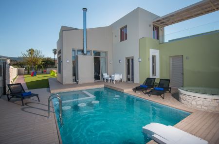  pool and house view