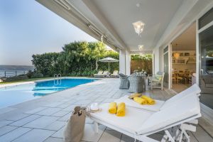 Ammos Ferienhaus ist eine luxuriöse Ferienwohnung an der Westküste Kretas, komplett ausgestattet mit allen notwendigen Annehmlichkeiten.