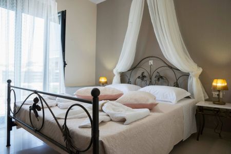  azalea villa double bedroom