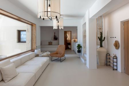  sitting area