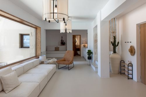  sitting area