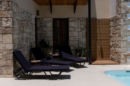  outdoor shower