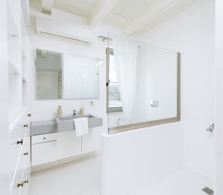  ensuite bathroom