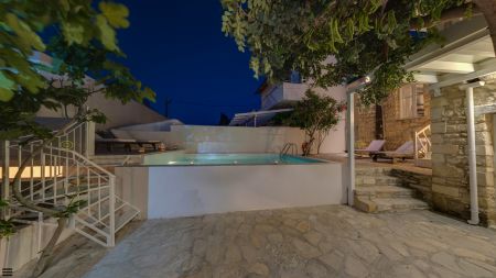  pool view