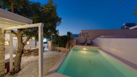  pool view