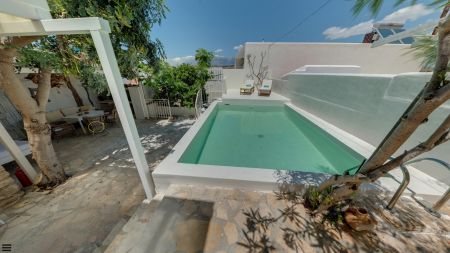  pool view