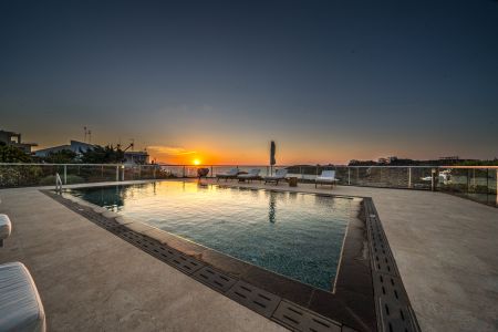  pool view