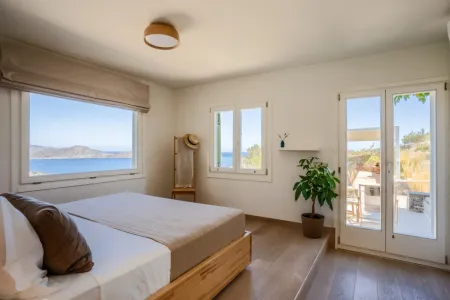  double bedroom (villa 2)