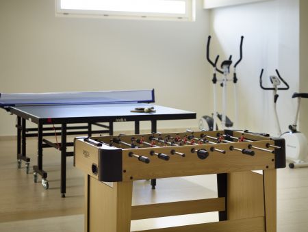  football table (villa one)